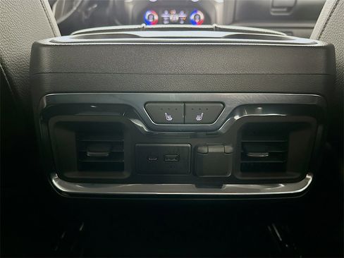 Used 2021 GMC Sierra 2500 Denali w/ Denali Ultimate Package image 22