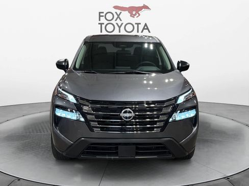 Used 2024 Nissan Rogue S FWD image 9