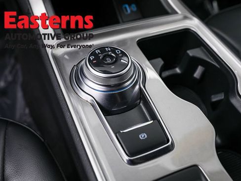 Used 2024 Ford Edge SEL image 13