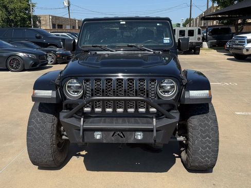 Used 2020 Jeep Gladiator Rubicon AWD/4WD image 2