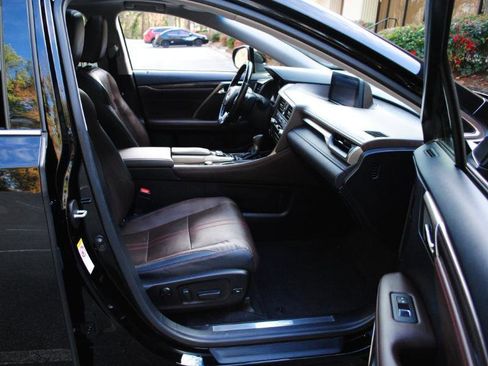 Used 2018 Lexus RX 350L Luxury w/ Accessory Package image 17