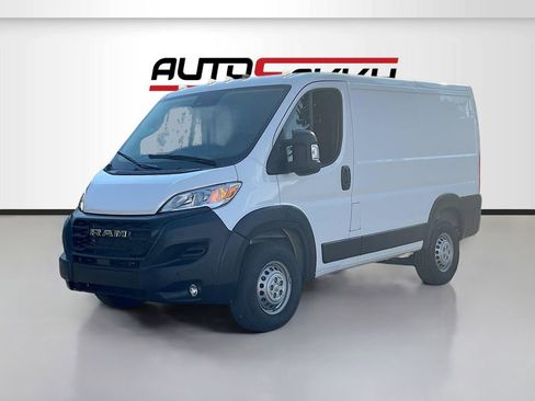 Used 2024 RAM ProMaster 1500 w/ Safety Group FWD image 3