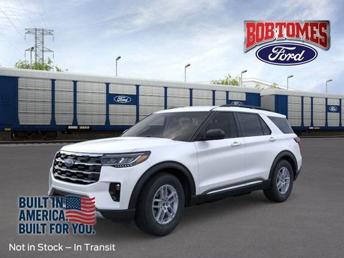 New 2025 Ford Explorer Active w/ Active Comfort Package image 1