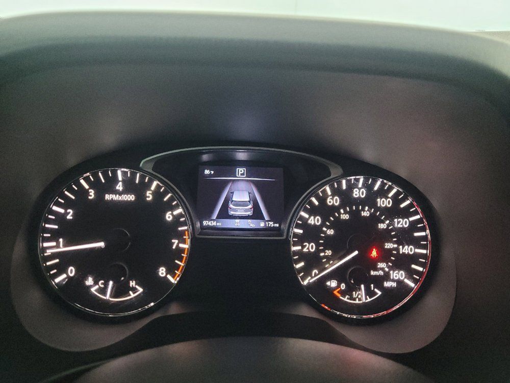 Used 2019 Nissan Pathfinder SL FWD image 23