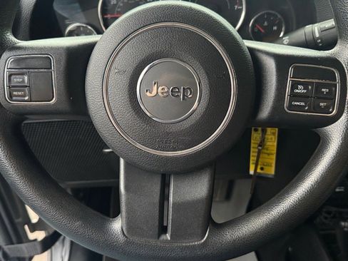 Used 2014 Jeep Wrangler Sport image 11