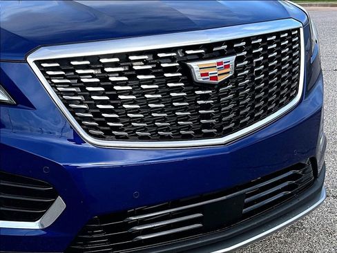 Used 2025 Cadillac XT5 Premium Luxury w/ Technology Package FWD image 20