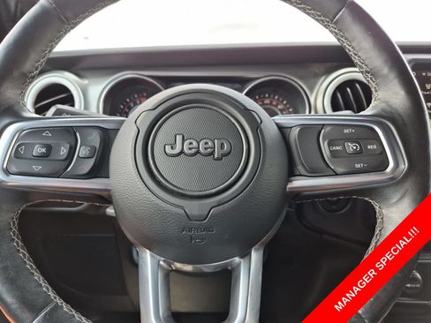 Certified 2019 Jeep Wrangler Unlimited Sahara AWD/4WD image 42