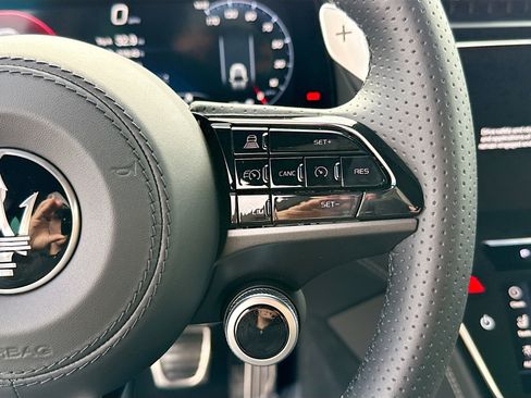 New 2025 Maserati Grecale Modena image 40