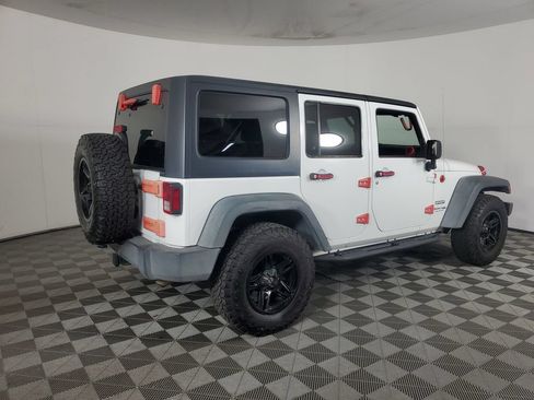 Used 2018 Jeep Wrangler Unlimited Sport S AWD/4WD image 4