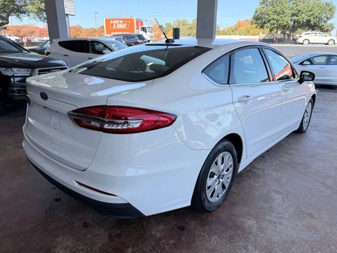 Used 2019 Ford Fusion S image 7