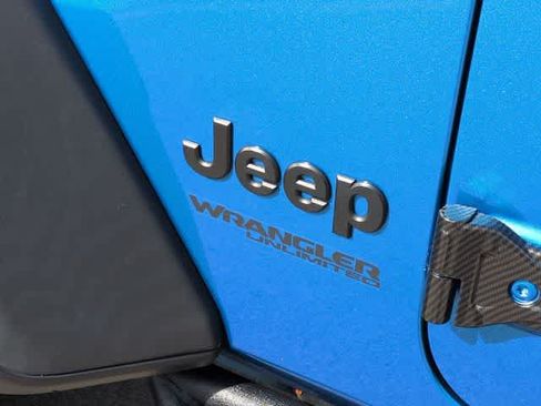 Used 2022 Jeep Wrangler Unlimited Sport AWD/4WD image 13