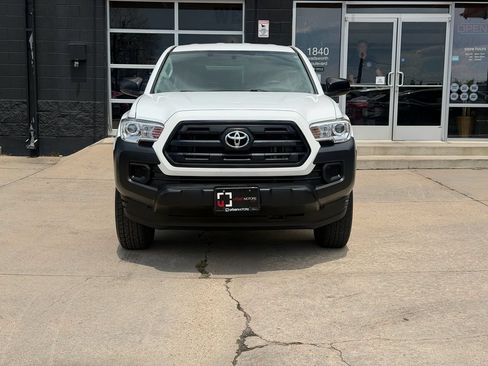 Used 2016 Toyota Tacoma SR RWD image 7