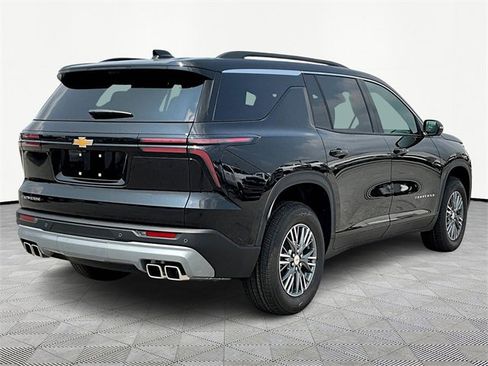 New 2026 Chevrolet Traverse LT w/ Driver Confidence Package image 6
