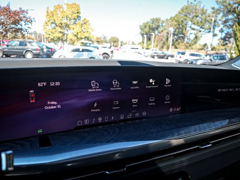 Used 2025 Cadillac Escalade IQ Sport 2 image 23