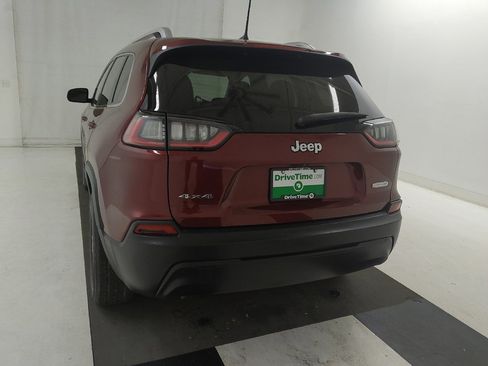 Used 2019 Jeep Cherokee Latitude w/ Cold Weather Group AWD/4WD image 6