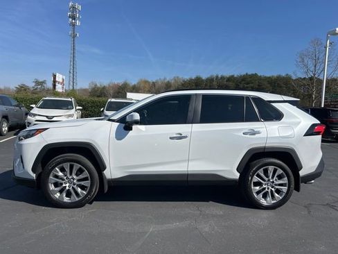 Used 2024 Toyota RAV4 Limited image 10