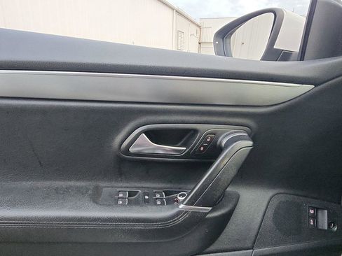 Used 2013 Volkswagen CC Lux image 15