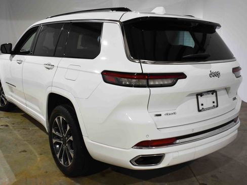 Used 2021 Jeep Grand Cherokee L Overland w/ Luxury Tech Group IV image 7