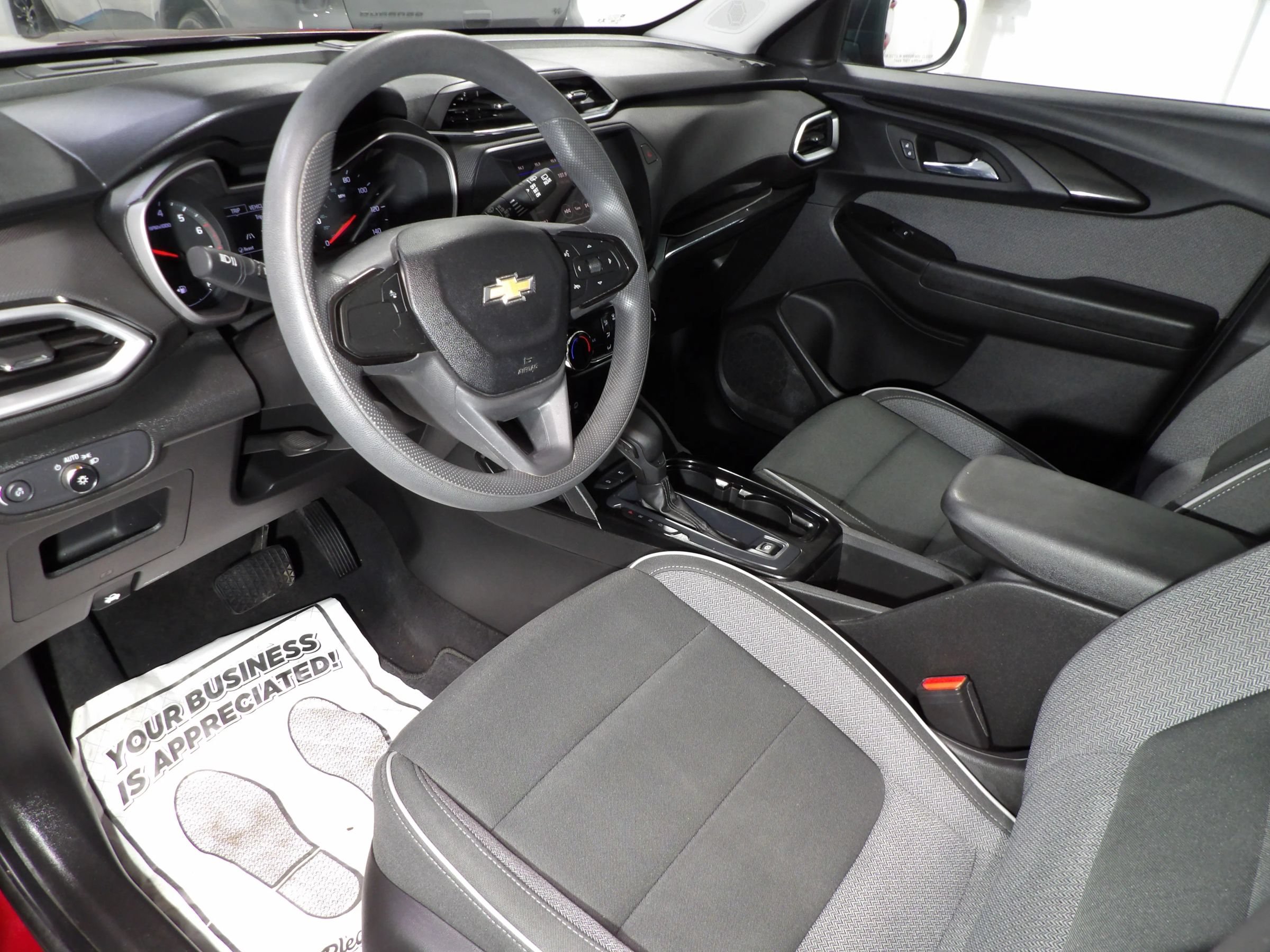 Used 2021 Chevrolet TrailBlazer LS FWD image 8