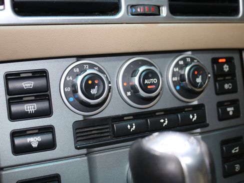 Used 2007 Land Rover Range Rover HSE image 45