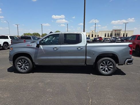 New 2026 Chevrolet Silverado 1500 LT w/ Z71 Off-Road Package AWD/4WD image 2