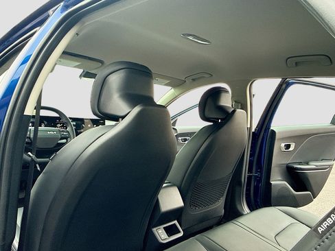 New 2026 Kia K4 EX image 6
