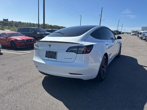 Used 2022 Tesla Model 3 Long Range image 2