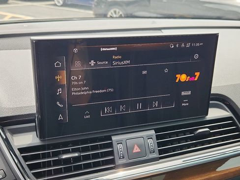 Used 2024 Audi Q5 Premium AWD/4WD image 7