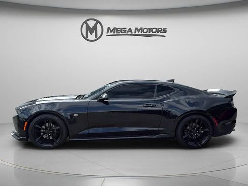 Used 2019 Chevrolet Camaro LT w/ 1LE Track Performance Package RWD image 3