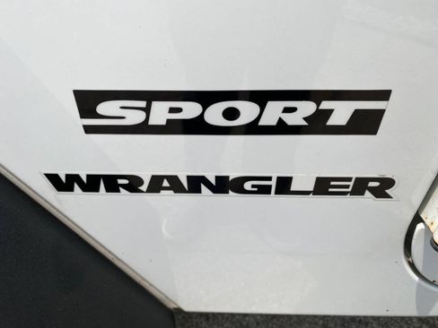 Used 2012 Jeep Wrangler Sport AWD/4WD image 63