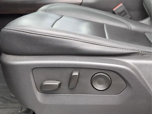 Used 2024 GMC Sierra 1500 SLT w/ SLT Premium Plus Package image 14