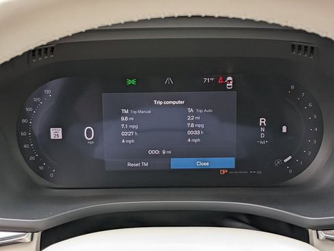 New 2026 Volvo XC60 B5 Ultra w/ Protection Package Premier image 15