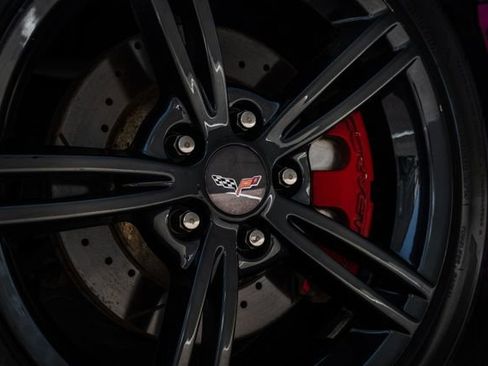 Used 2010 Chevrolet Corvette Coupe w/ 1LT image 3