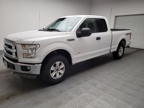 Used 2015 Ford F150 XLT AWD/4WD image 2