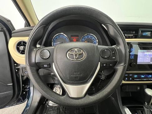 Used 2017 Toyota Corolla LE FWD image 15