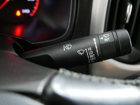 Used 2015 GMC Canyon SLE w/ SLE Convenience Package image 31