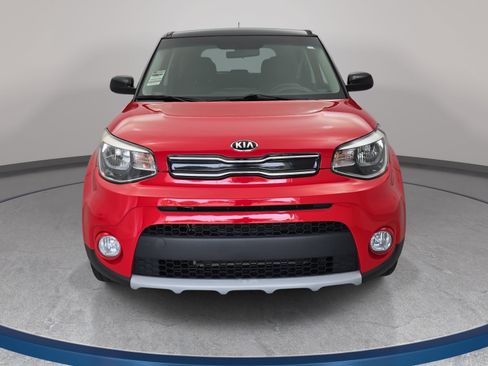 Used 2019 Kia Soul + FWD image 2