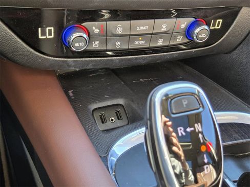 Used 2019 Buick Enclave Avenir w/ Avenir Technology Package image 20