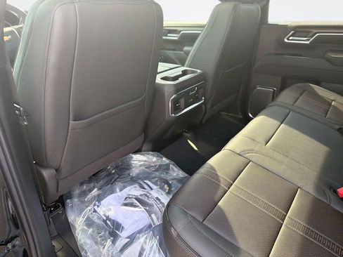 New 2026 Chevrolet Silverado 2500 High Country w/ High Country Premium Package AWD/4WD image 17