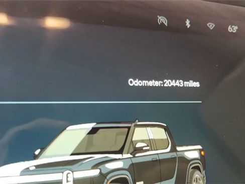 Used 2023 Rivian R1T Adventure image 41