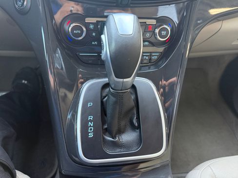 Used 2014 Ford Escape Titanium w/ Equipment Group 401A FWD image 25