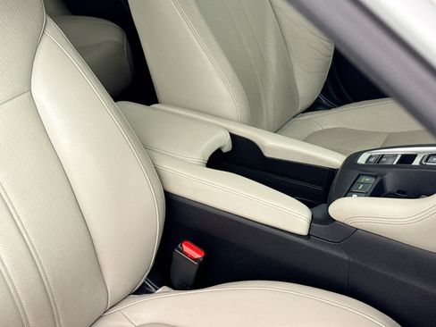 Used 2021 Honda Insight Touring image 34