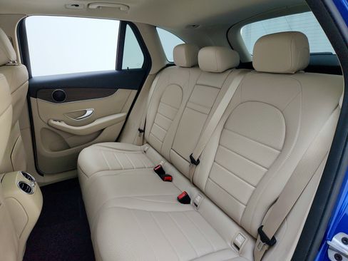 Certified 2022 Mercedes-Benz GLC 300 image 20