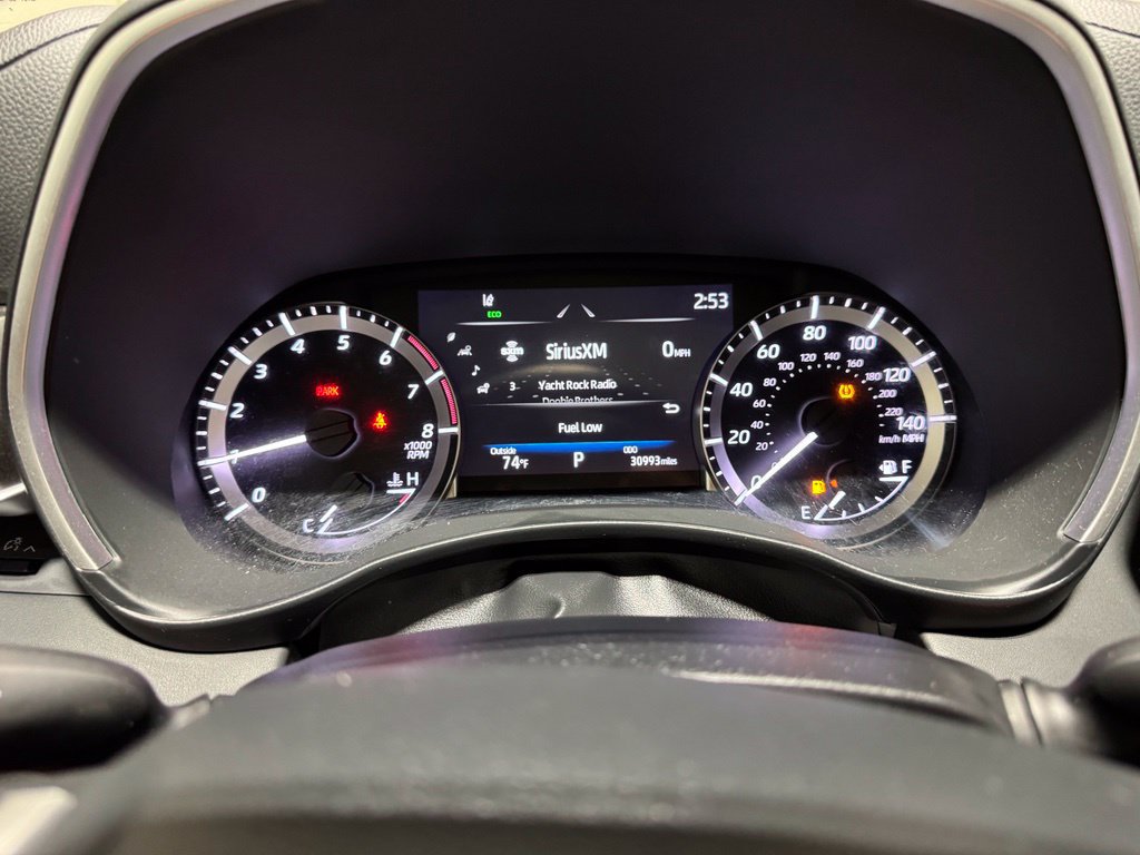 Used 2023 Toyota Highlander XLE AWD/4WD image 18