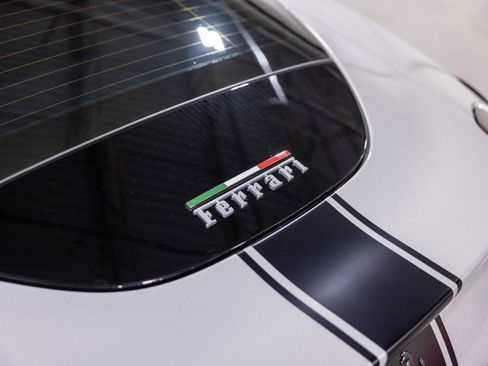 Used 2024 Ferrari Roma image 17