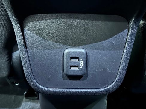 Used 2024 Chevrolet Equinox LS w/ LS Convenience Package AWD/4WD image 35