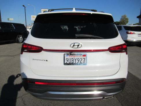 Used 2022 Hyundai Santa Fe SEL w/ Convenience Package image 7
