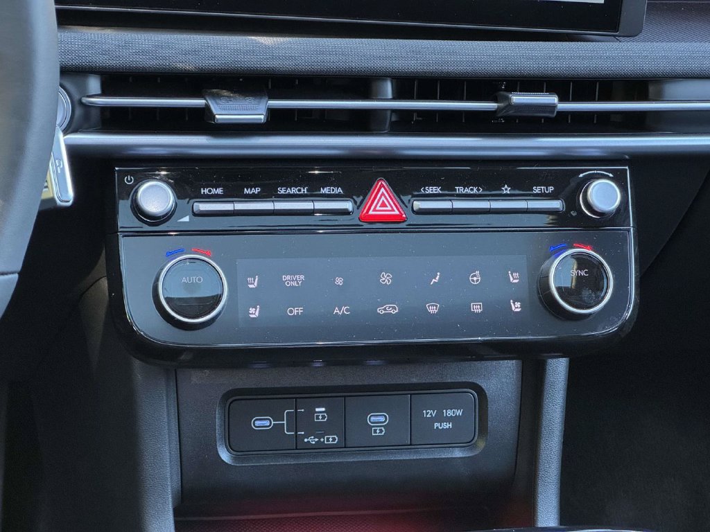 New 2026 Hyundai Tucson Limited AWD/4WD image 22
