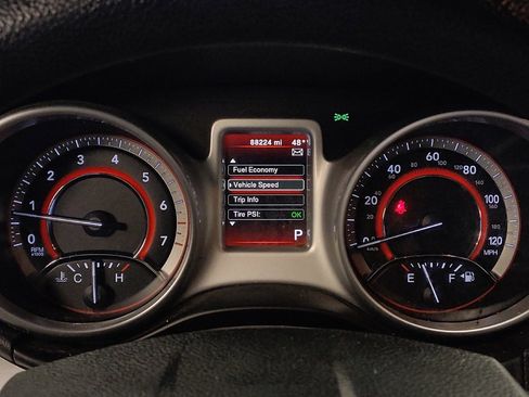 Used 2020 Dodge Journey SE image 23