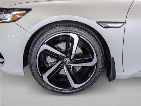 Used 2018 Honda Accord Sport image 22